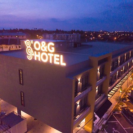 O&G Hotel Parit Buntar Exterior foto